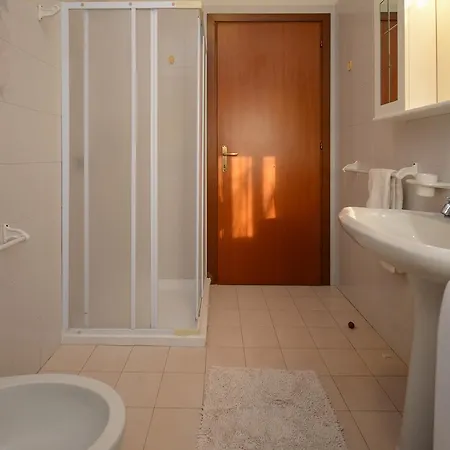 Appartamento Con Ampia Piscinalago E Terme